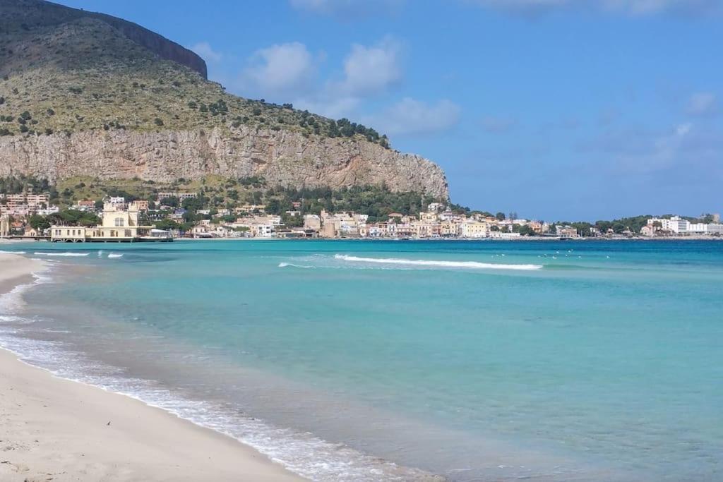 Апартаменти Dolce Sicily A 2Km Dal Centro Палермо Екстер'єр фото